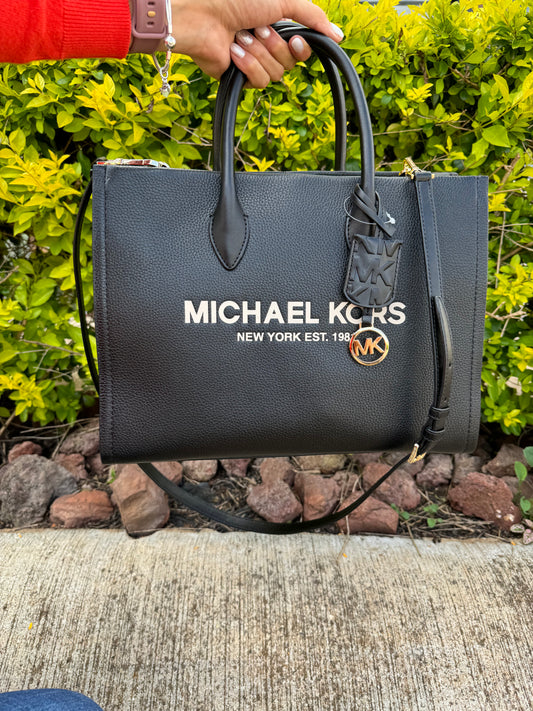 Tote Bag Michael Kors Negra con Strap delgado