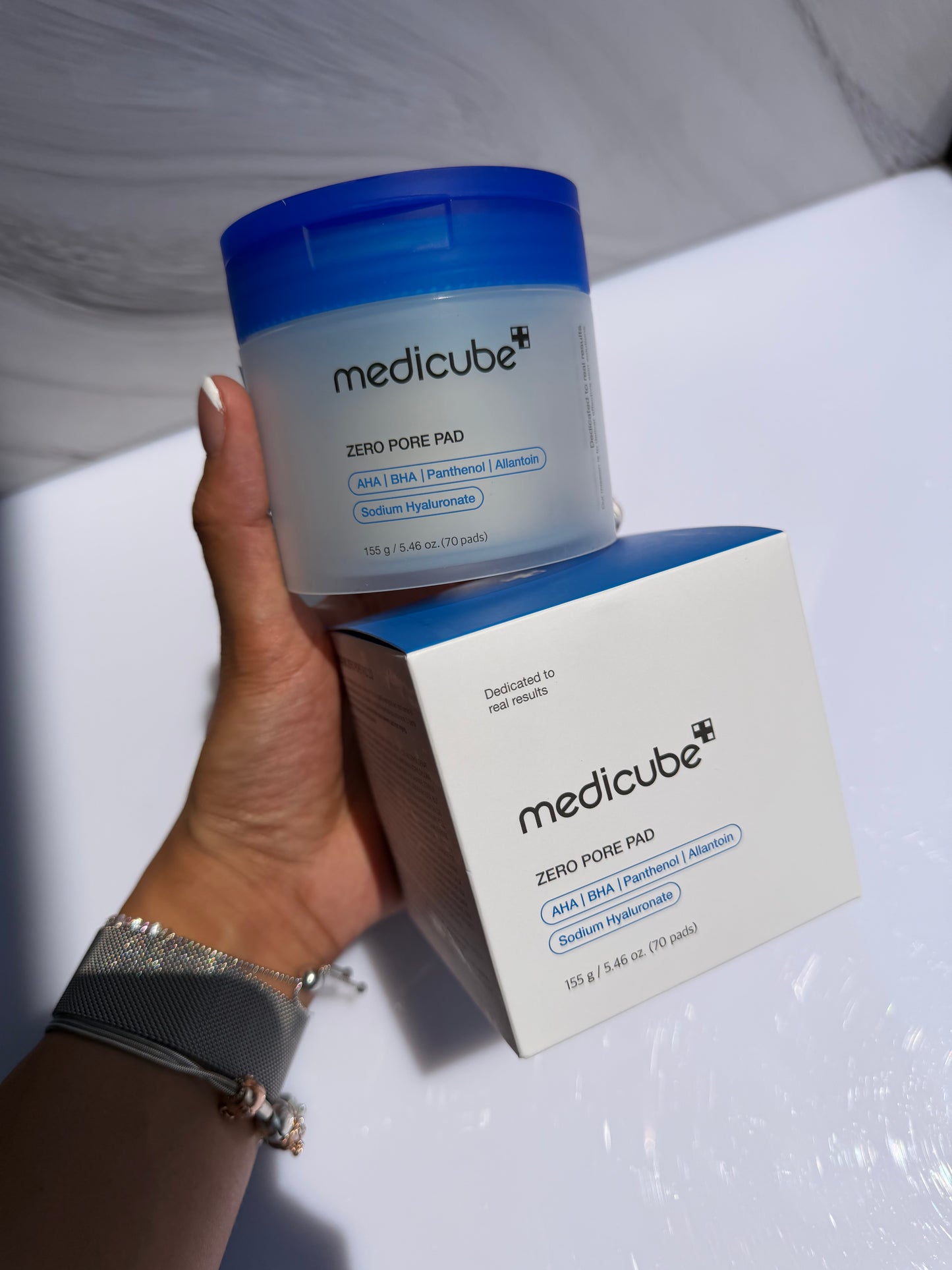 medicube-Zero Pore Pad