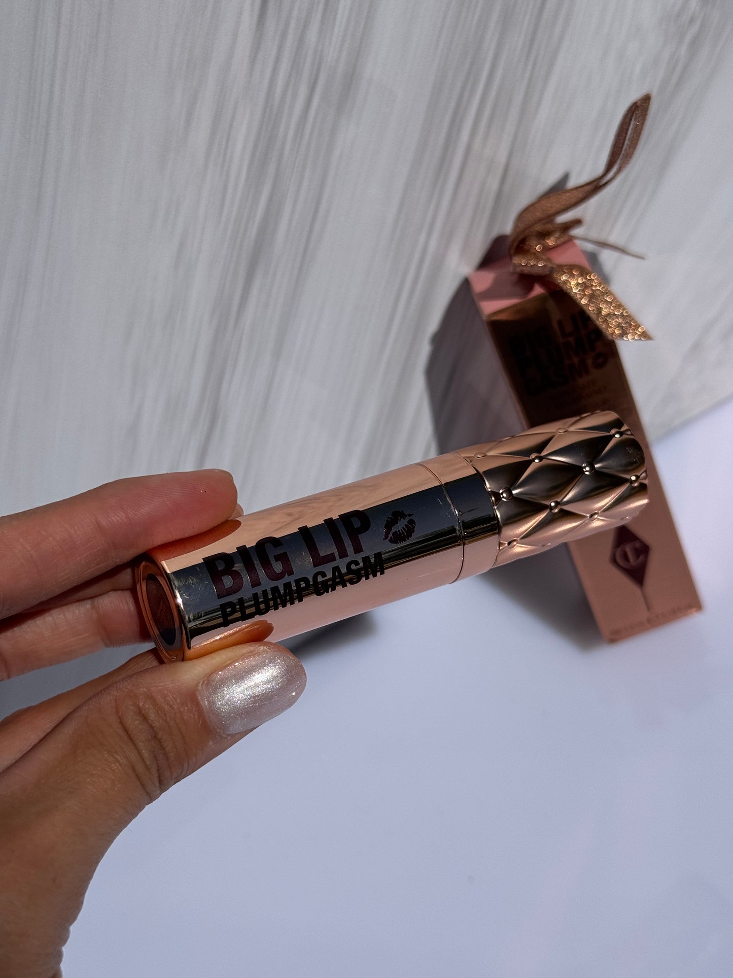 Charlotte Tilbury Big Lip Plumpgasm Plumping Lip Gloss- Strawberry Chocolate