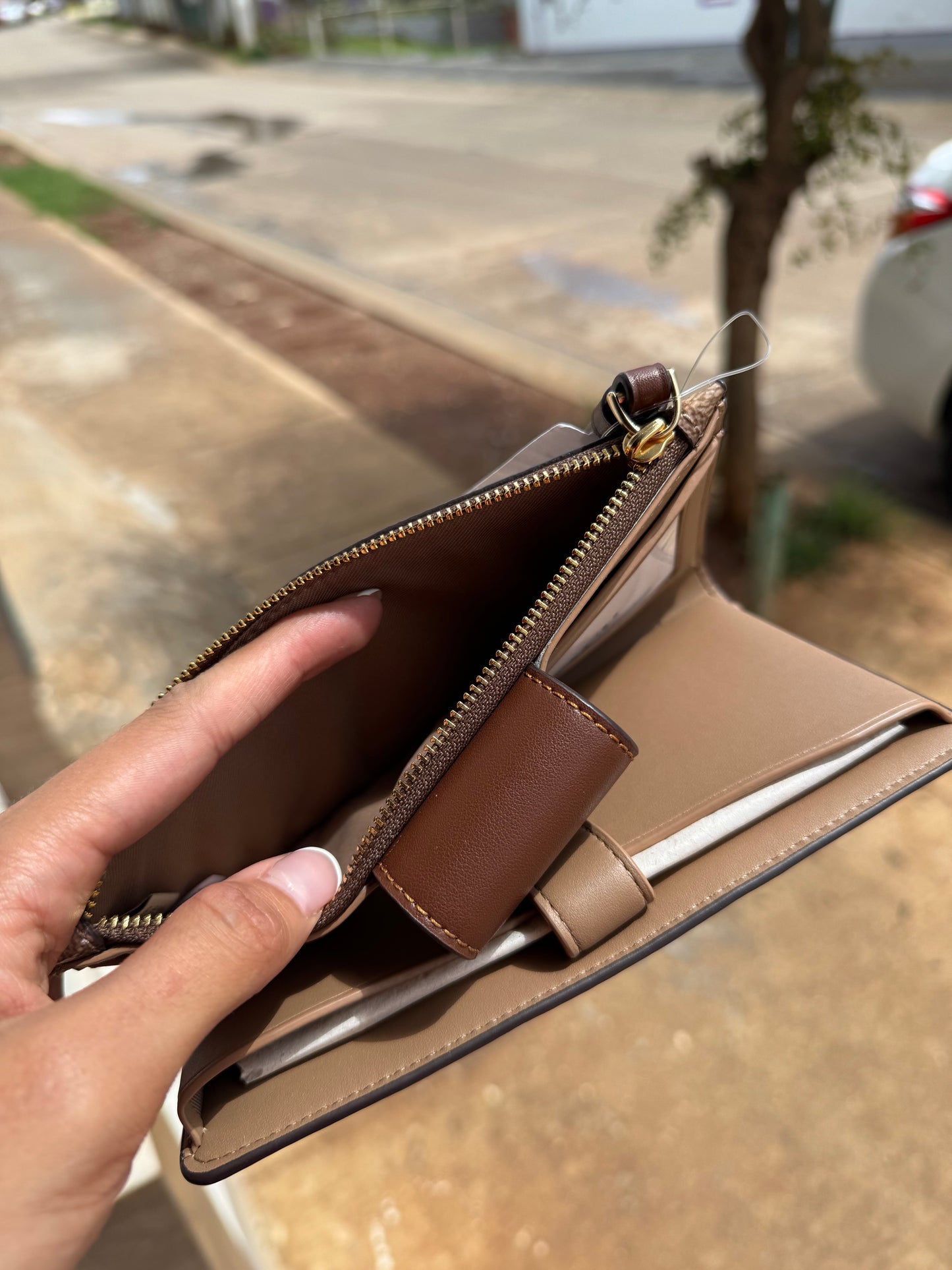 Phone Wallet COACH In Signature Canvas Gold/Tan/Brown