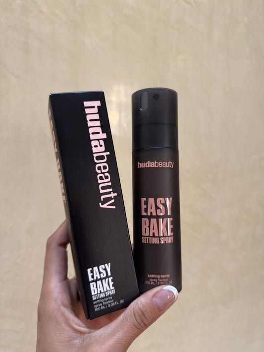 HUDA BEAUTY Easy Bake Blurring Setting Spray with 16-Hour Wear 100ml