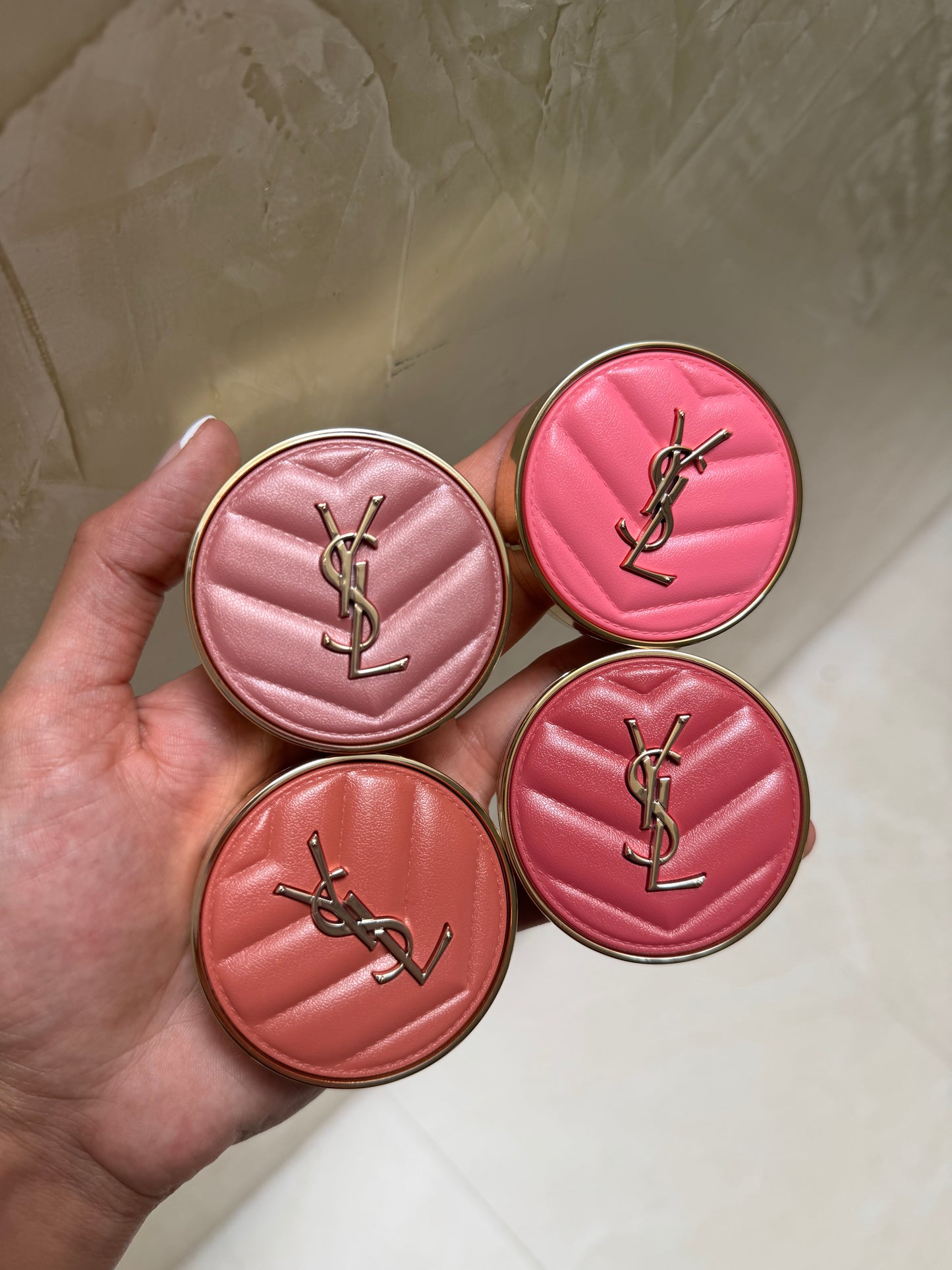 Yves Saint Laurent Make Me Blush 24H Buildable Powder Blush Tono- 87 PINK VOLTAGE