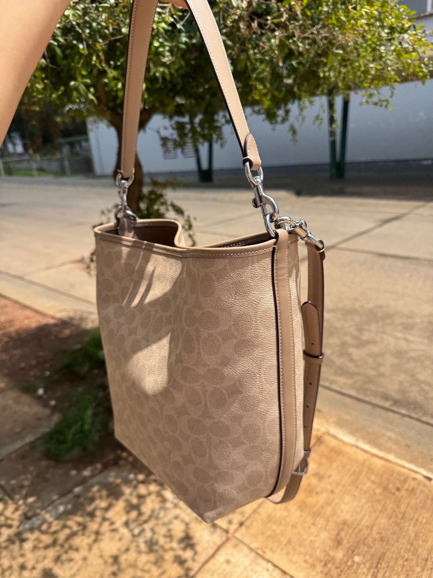 City Large Bucket Bag In Signature Canvas COACH