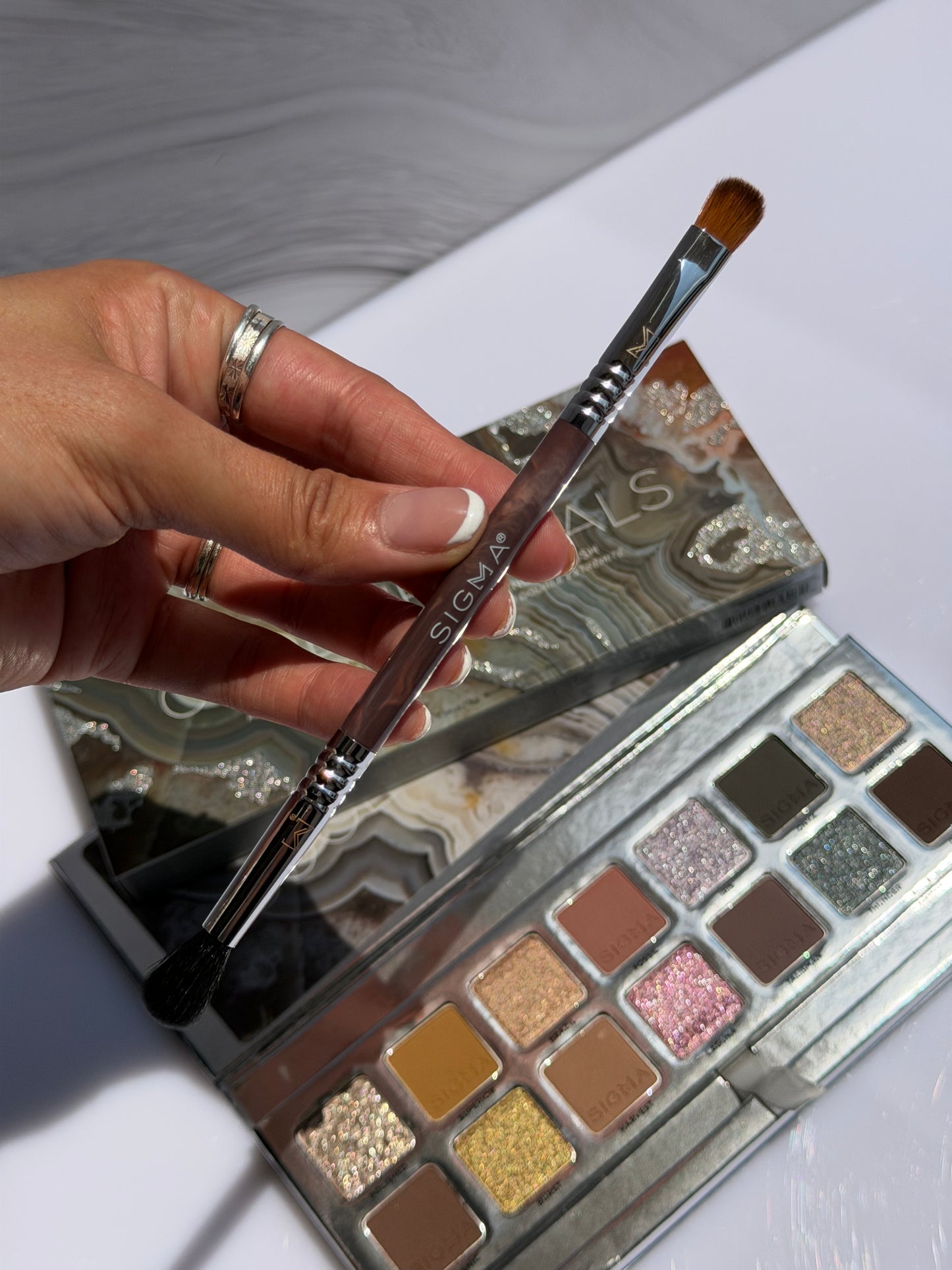 Sigma Beauty-Cool Neutrals Eyeshadow Palette