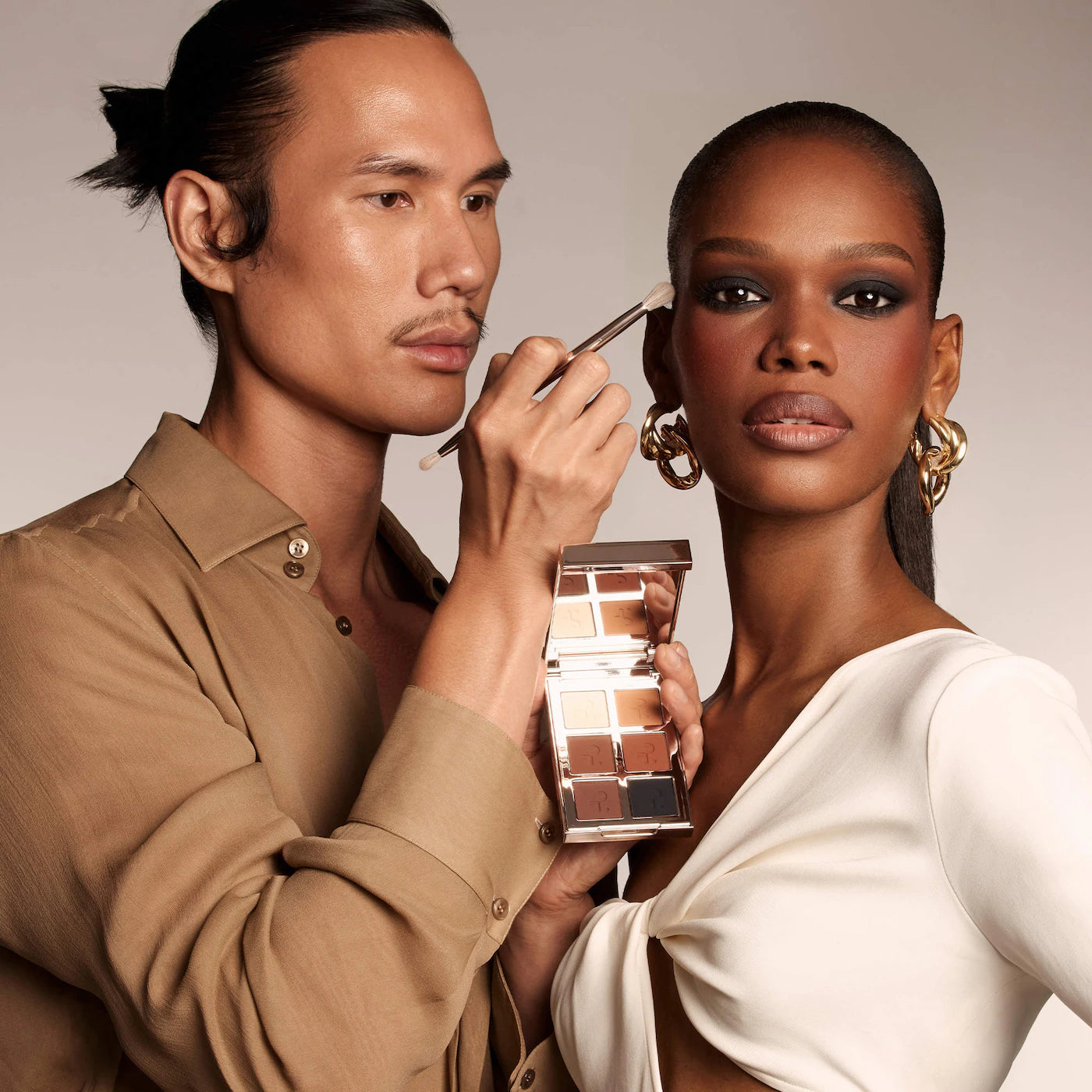 PATRICK TA Dual Ended Eyeshadow Brush- For Eyeshadow