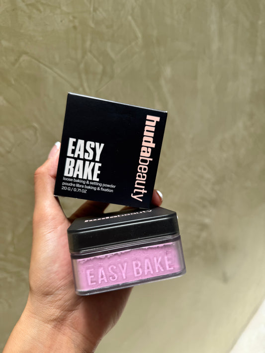 HUDA BEAUTY Easy Bake Blurring Loose Baking & Setting Powder UBE BIRTHDAY CAKE