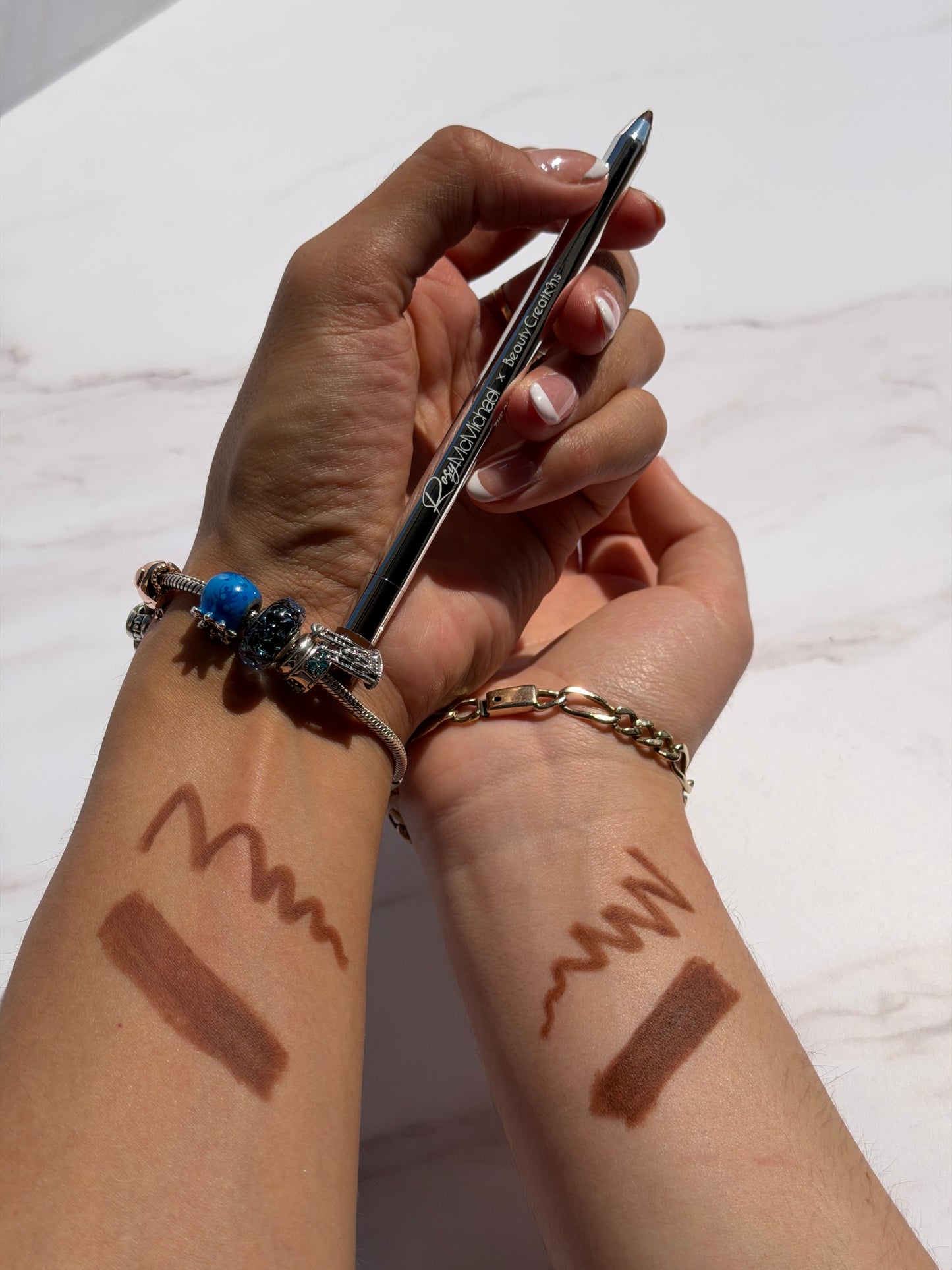 Lip liner Rosy McMichael tono- The Classic