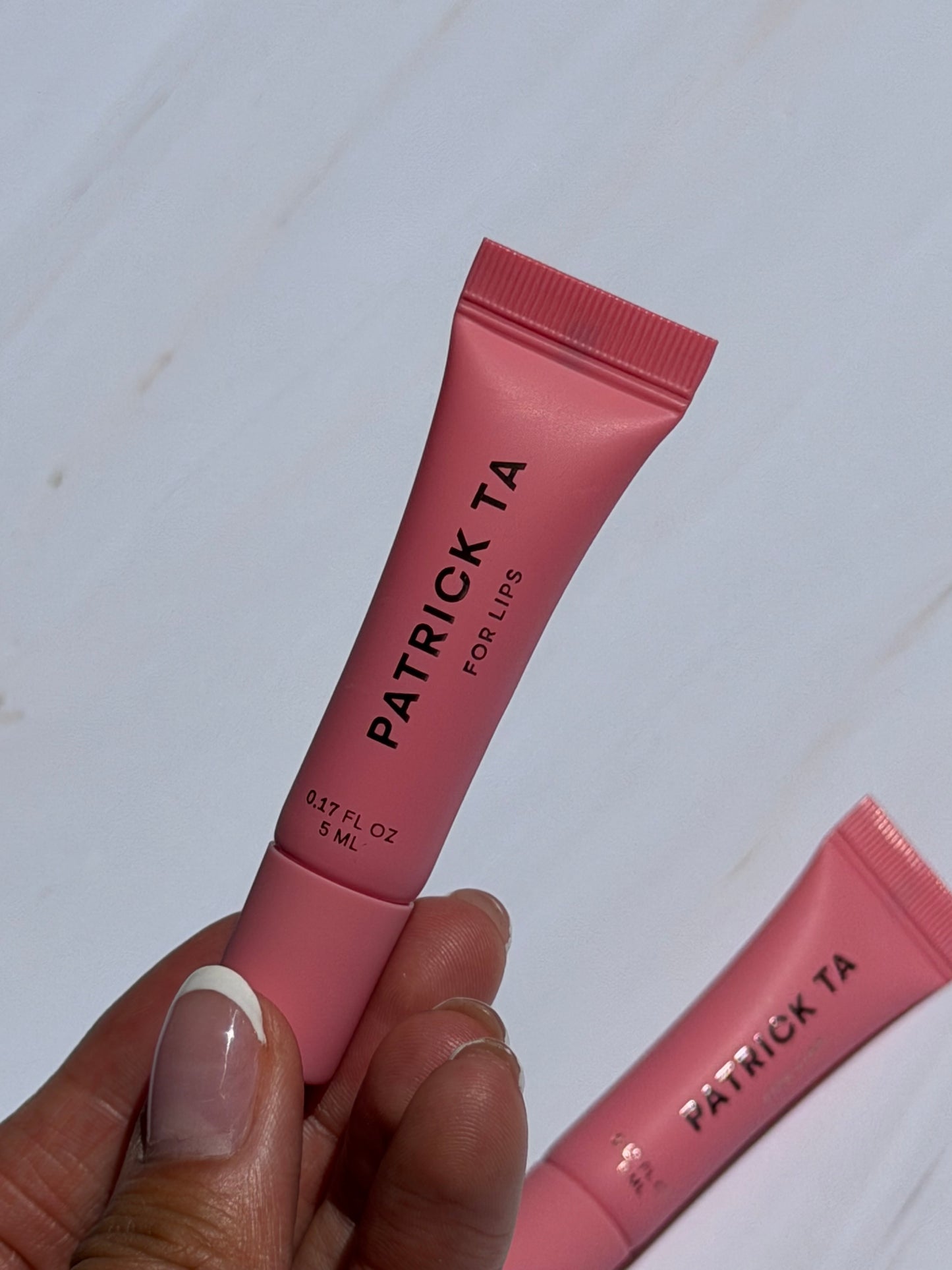 PATRICK TA-Mini Major Moisture Smoothing and Hydrating Tinted Lip Balm with Vitamin E