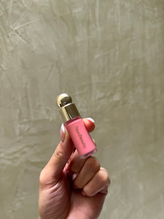 Rare Beauty by Selena Gomez Mini Soft Pinch Liquid Blush- Tono HAPPY- Sin caja