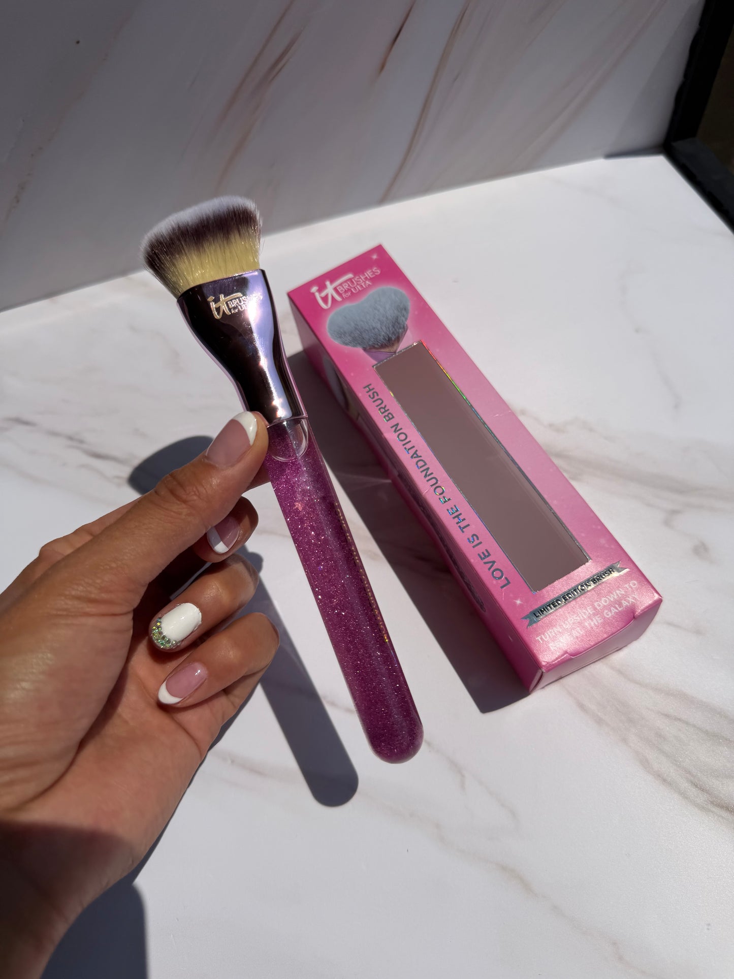 IT Brushes For ULTA -Airbrush Limited Edition Love Is The Foundation Brush