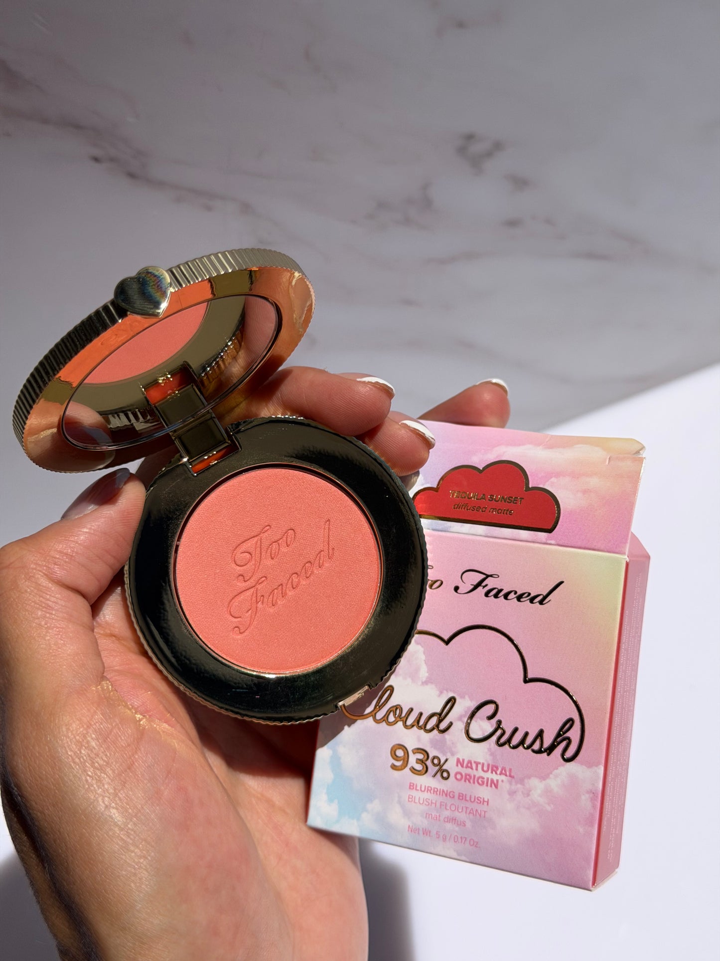 Too Faced-Cloud Crush Blurring Powder Blush