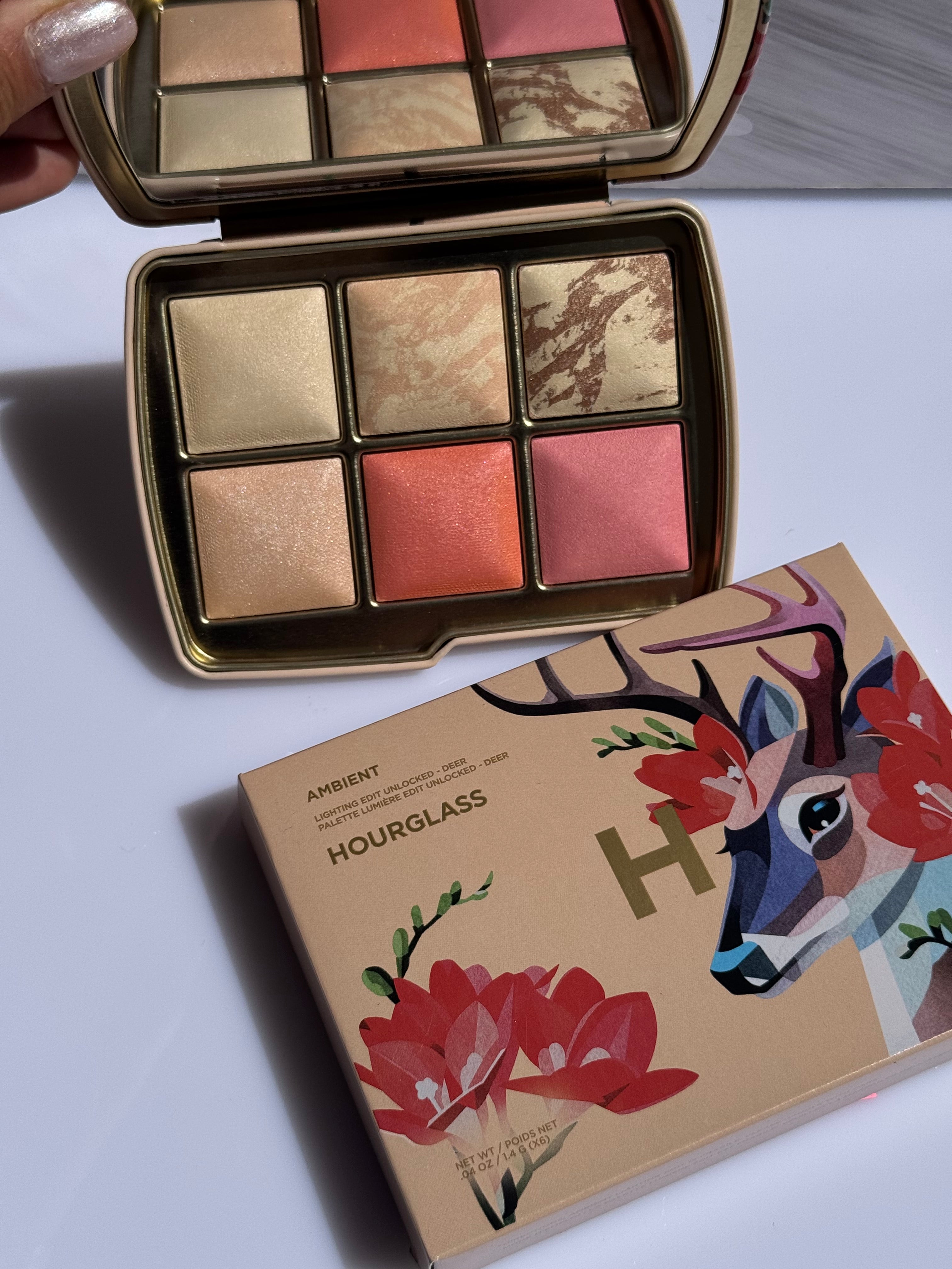 Hourglass Ambient Lighting Edit Unlocked DEER Palette – NF Cosmetics