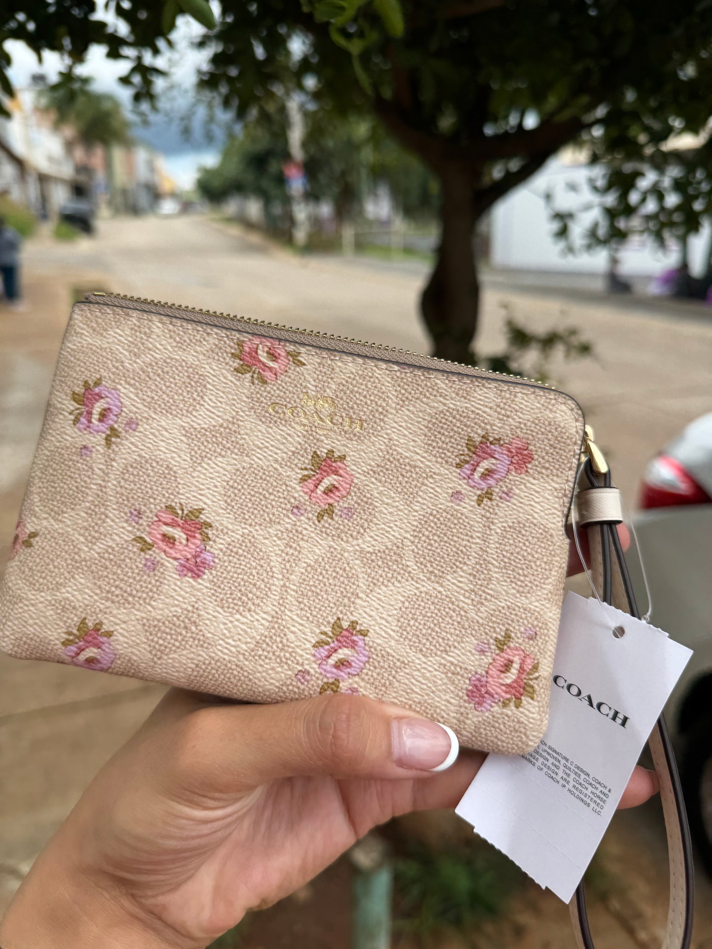 Muñequera Coach de Flores chica de un cierre