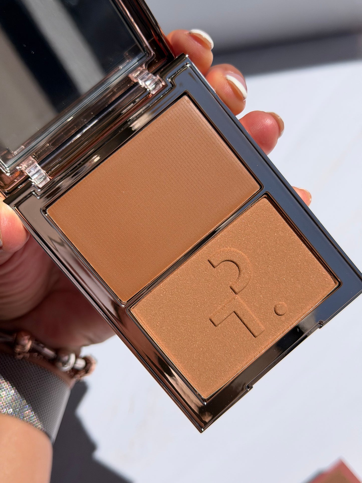 Major Sculpt Crème Contour Powder Bronzer Duo Patrick Ta SHE’S BRONZED (WAR MEDIUM )