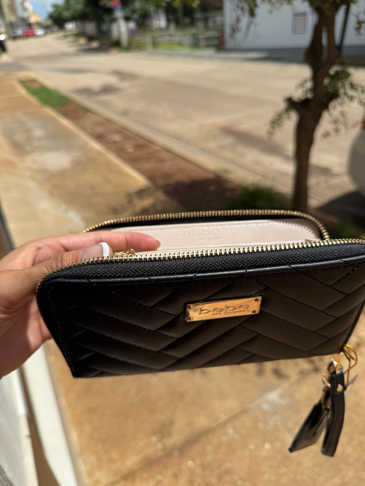 Cartera Bebe Negra con Tarjetero