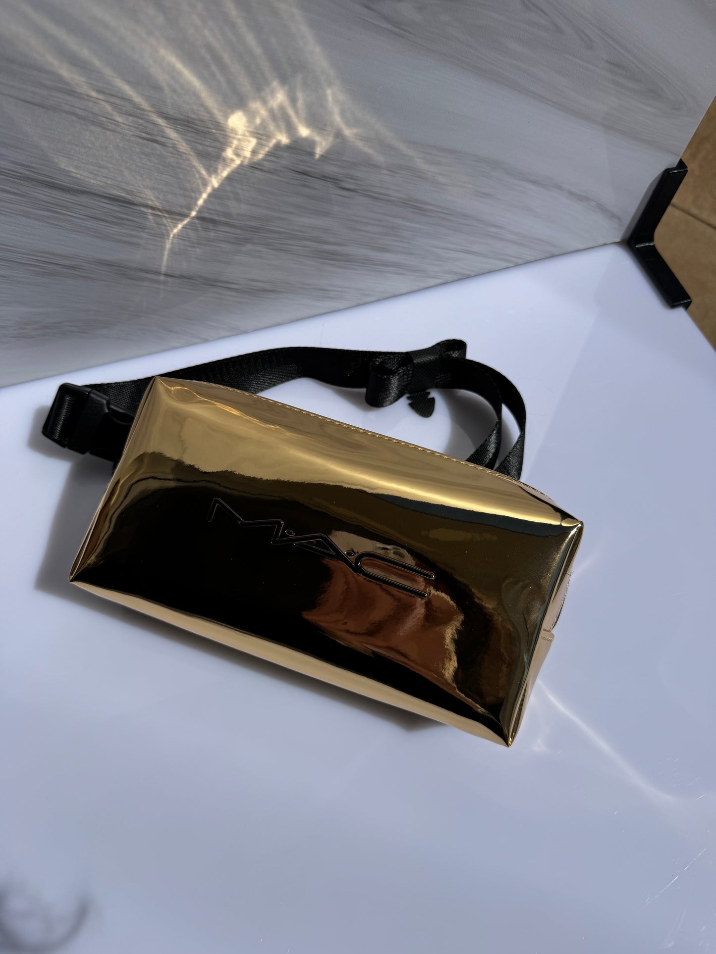 Cangurera MAC Dorada