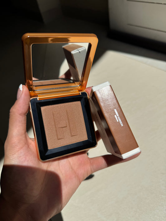 HAUS LABS BY LADY GAGA Power Sculpt Velvet Talc-Free Powder Bronzer- Amber Horizon Medium