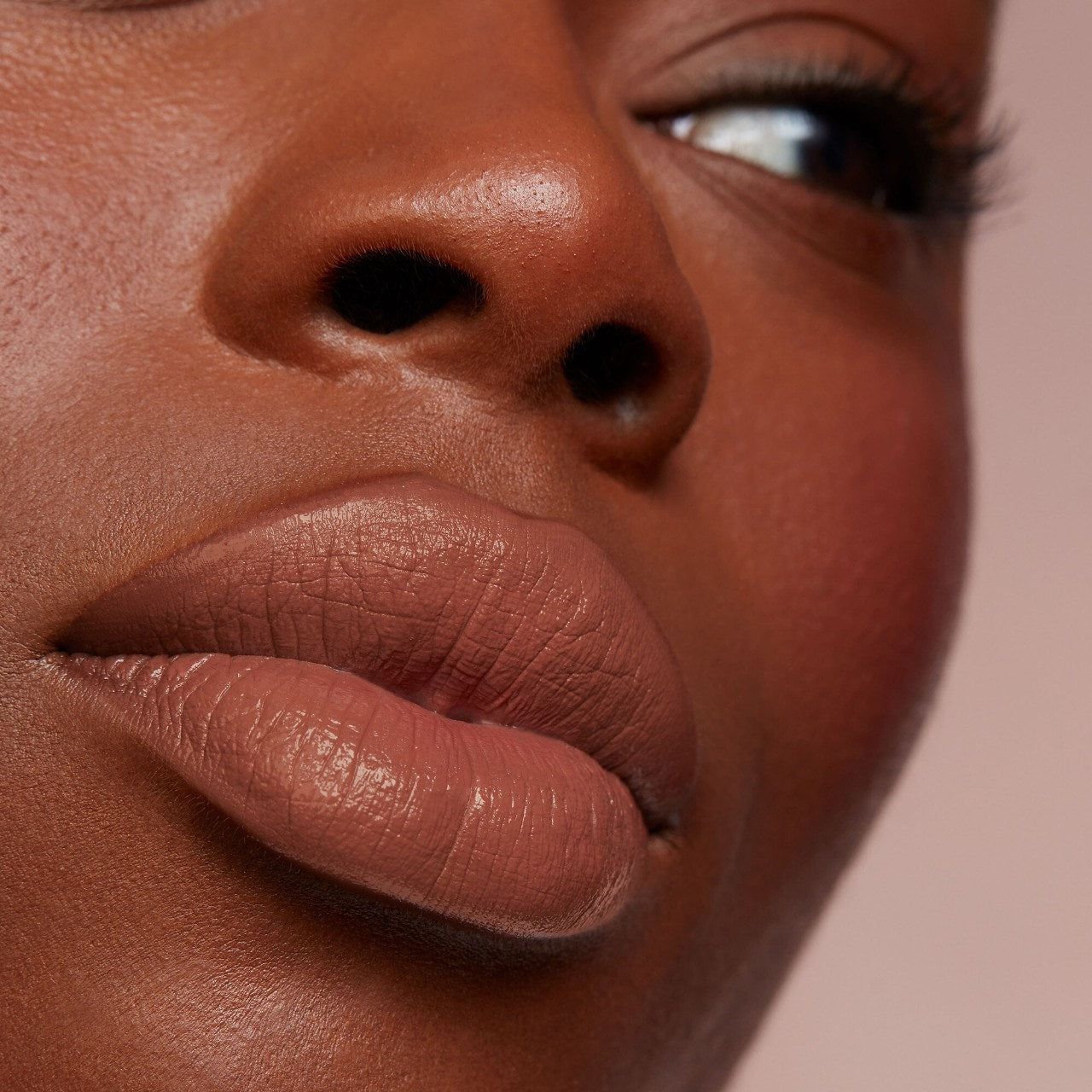 PATRICK TA- Silky Lip Crème Tono: SHE’S CONFIDENT