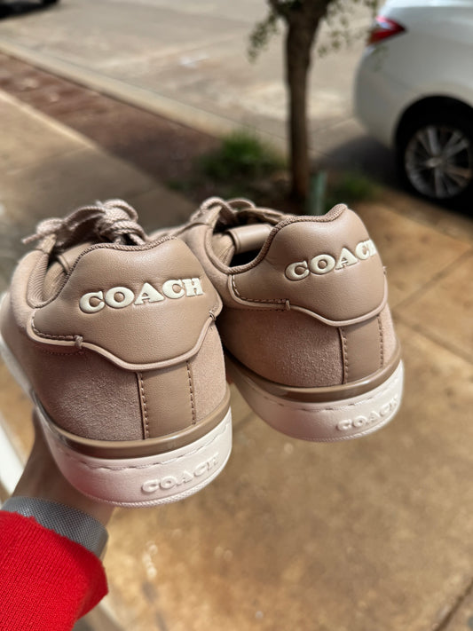 Tenis Coach Beige de Gamuza Talla #26mx- #26.5mx