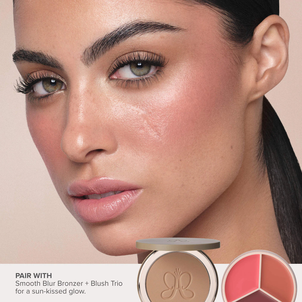 Anastasia Beverly Hills- Smooth Blur Matte Powder Bronzer