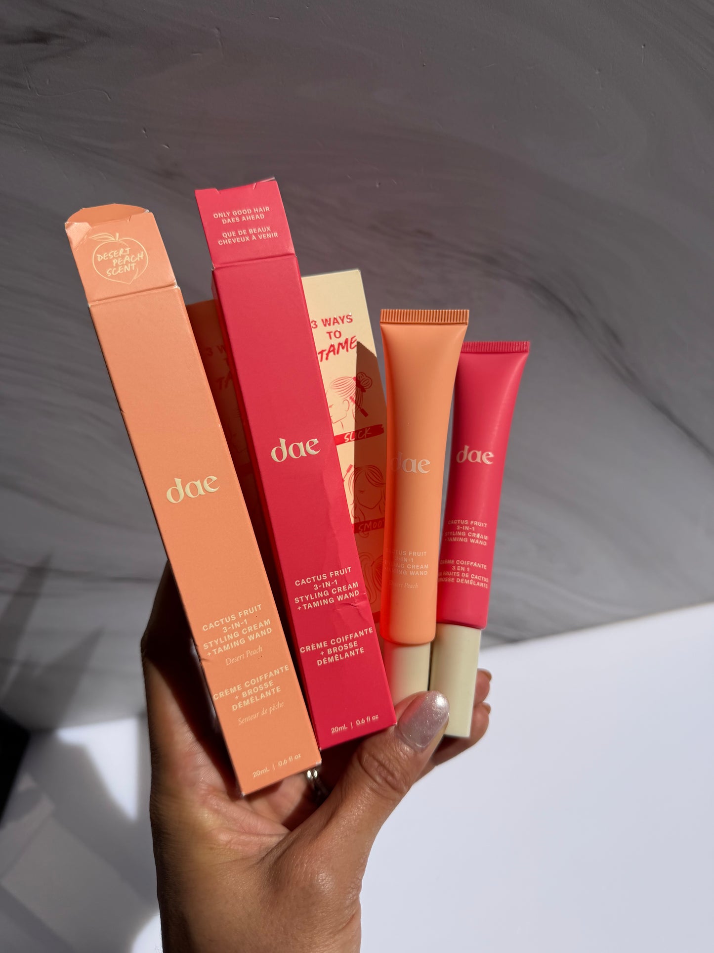 dae Cactus Fruit 3-in-1 Styling Cream with Taming Wand