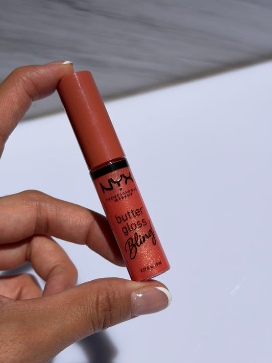 Lip gloss butter bling NYX- Dripped Out