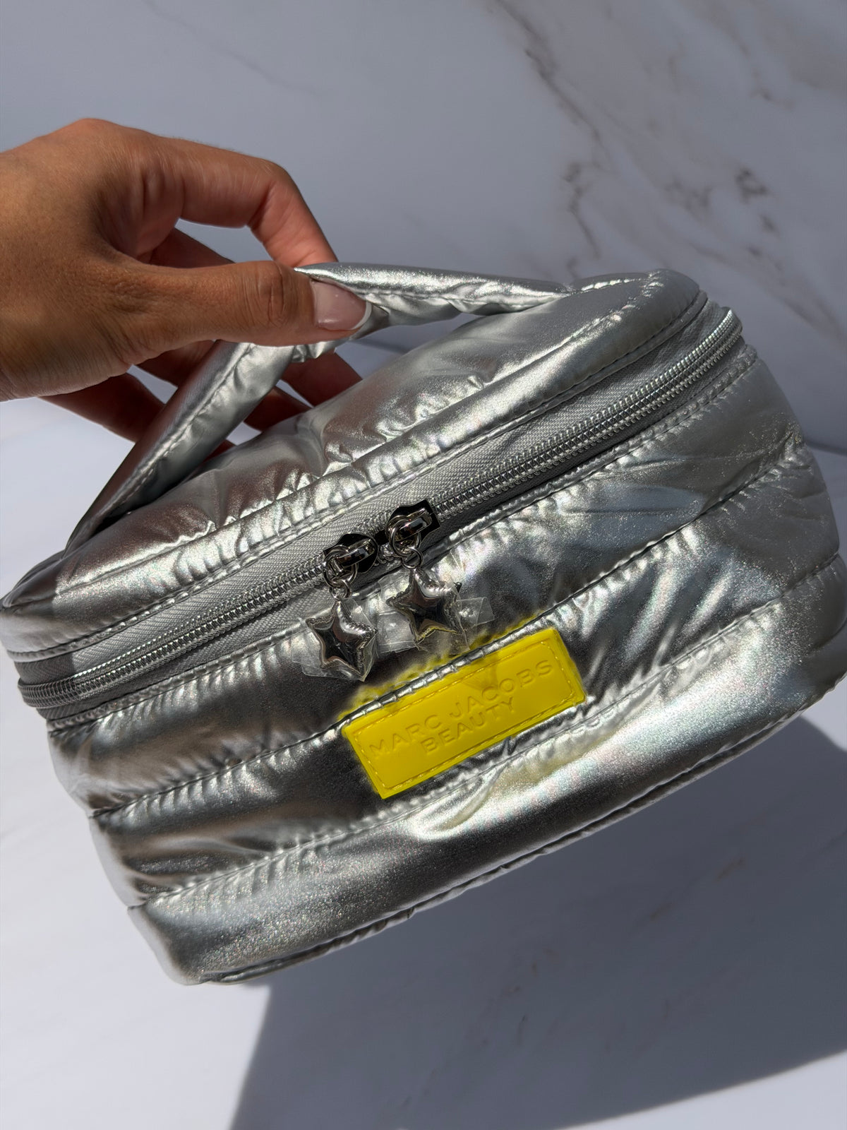 Makeup Bag- MARC JACOBS cosmetiquera plata