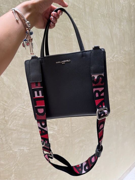 Crossbody Karl Lagerfeld Negra con strap grueso