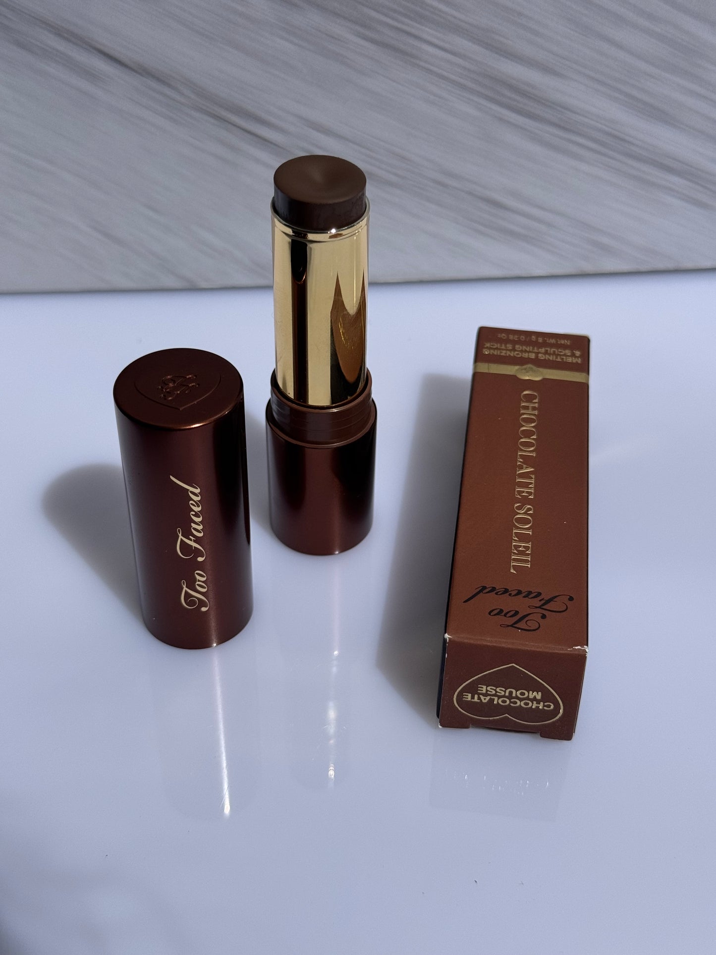 Too Faced- Chocolate Soleil Melting Bronzing & Sculpting Stick