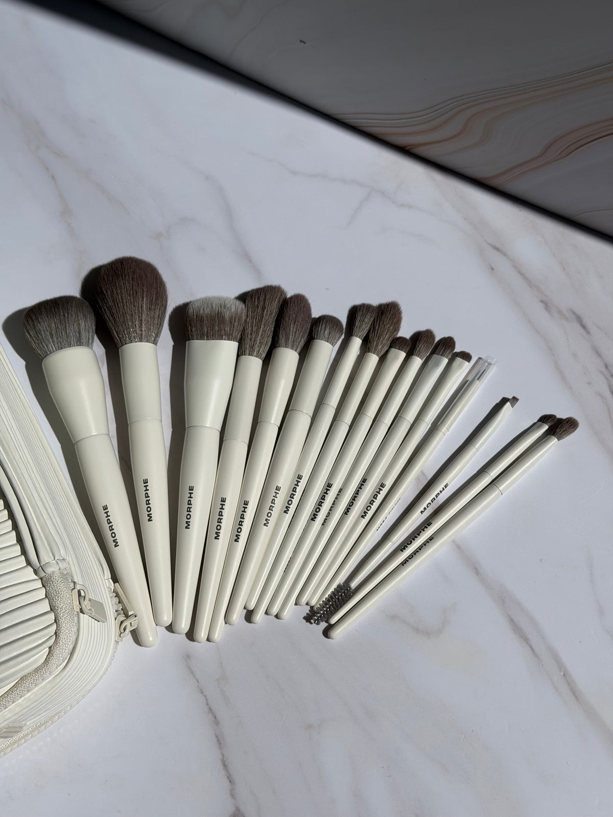 Morphe- Ready, Set, Pro 16-Piece Face & Eye Brush Set
