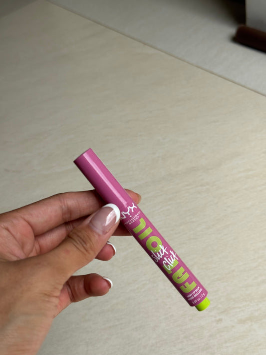 Fat Oil Slick Click Vegan Lip Balm NYX -DM ME-