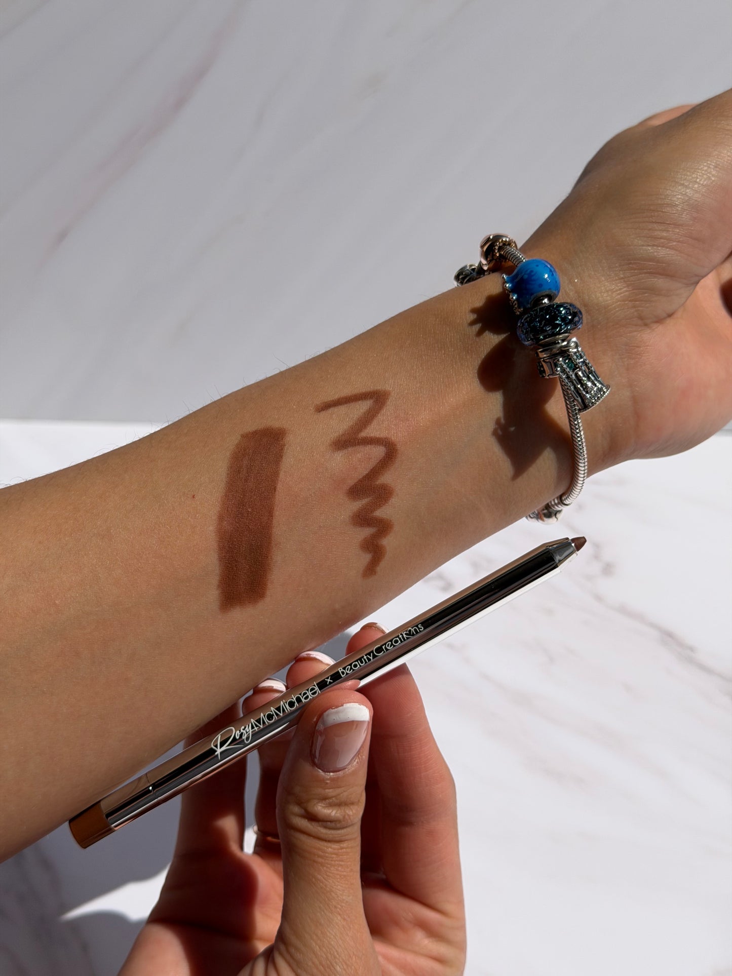 Lip liner Rosy McMichael tono- The Classic