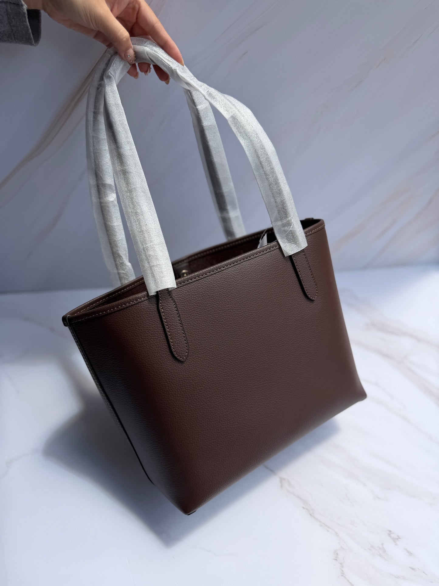 Medium City Tote Bag- Maple (café)