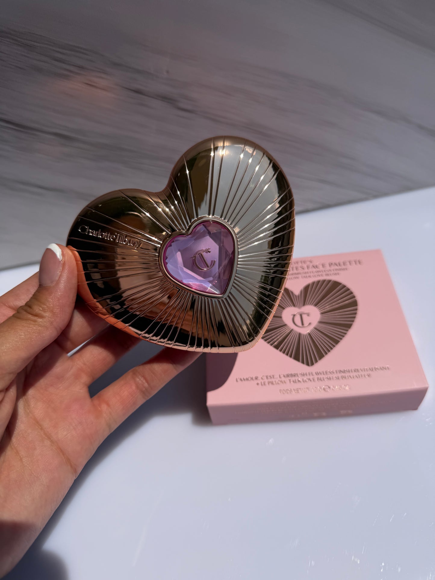 Charlotte Tilbury- Pillow Talk Beauty Soulmates Airbrush Flawless Finish Brightening and Blush Powder Palette