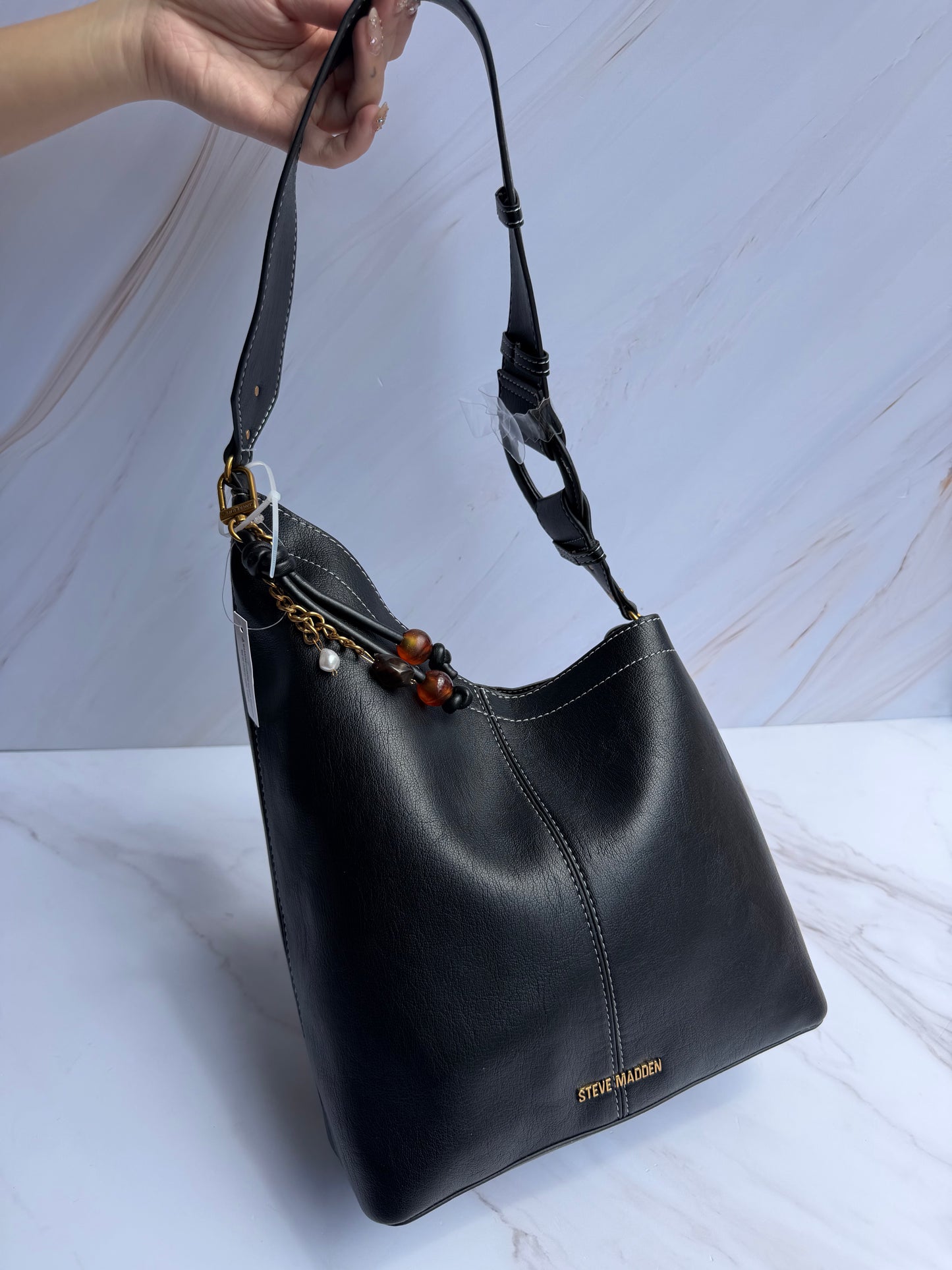 Shoulder Bag STEVE MADDEN- Negra mediana