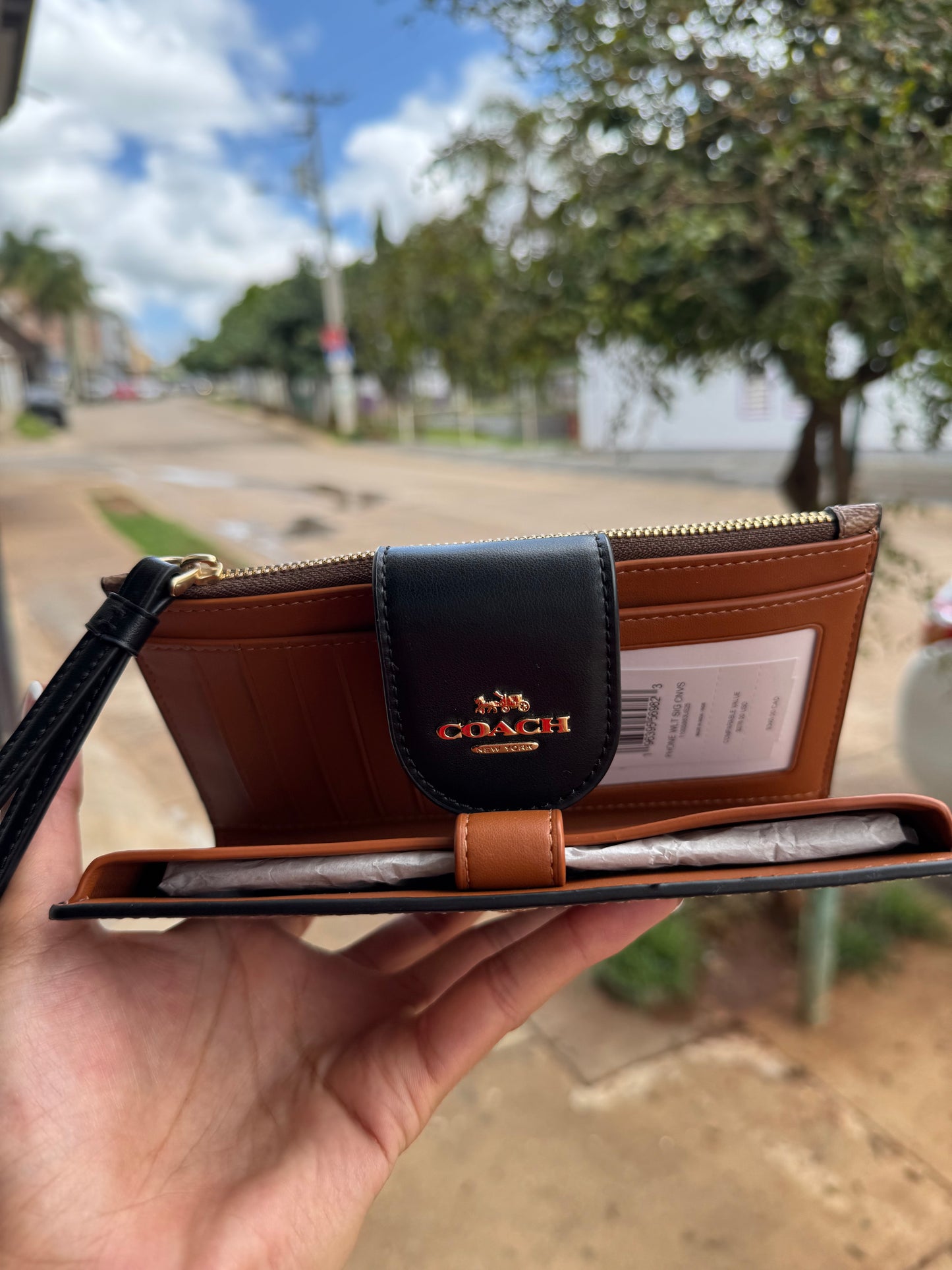 Phone Wallet COACH In Signature Canvas Gold/Tan/Black