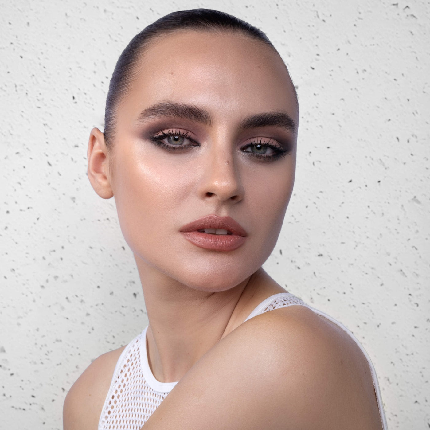 NATASHA DENONA Eye Sculpt Texture & Tone Eyeshadow Palette- SOFT
