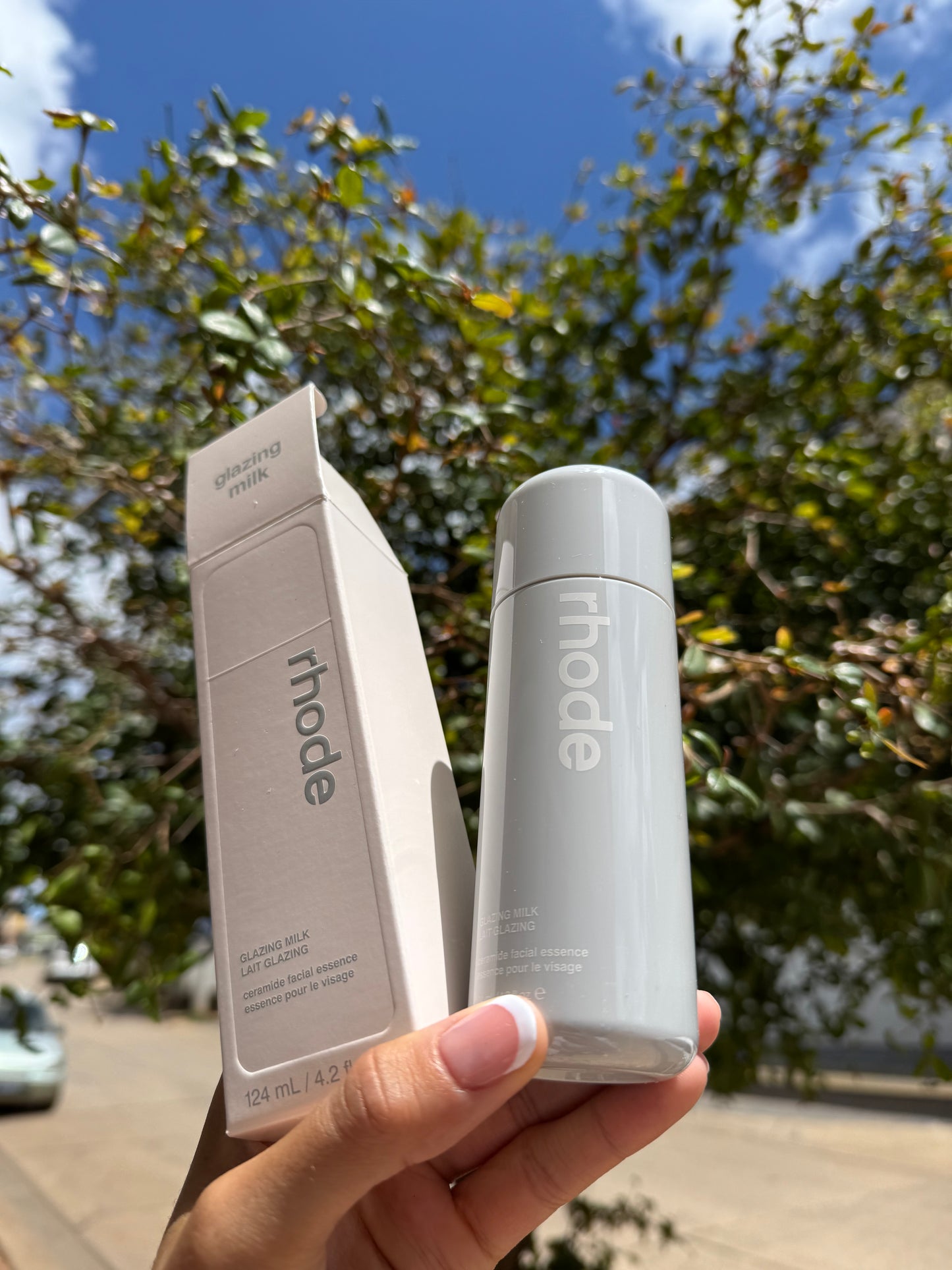 Glazing Milk- Rhode- THE ESSENTIAL PREP LAYER 124ml