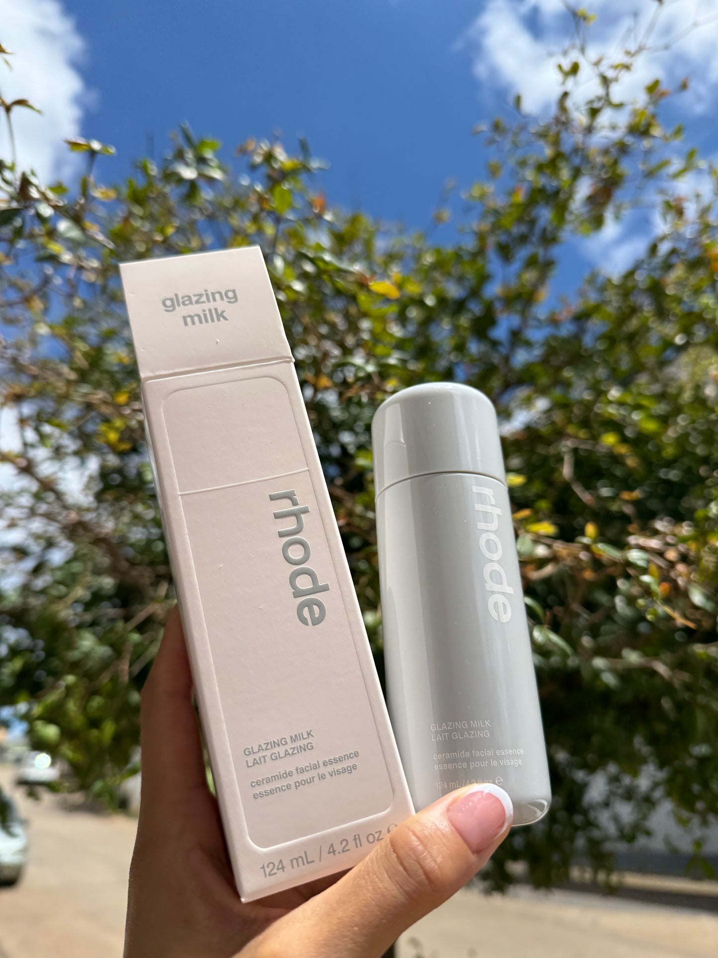 Glazing Milk- Rhode- THE ESSENTIAL PREP LAYER 124ml