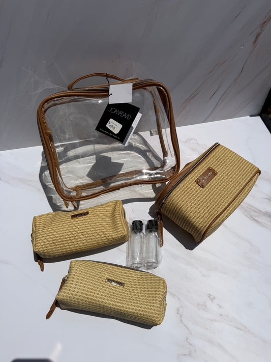 Cosmetiquera JOAN & DAVID- cafe con amarillo y accesorios
