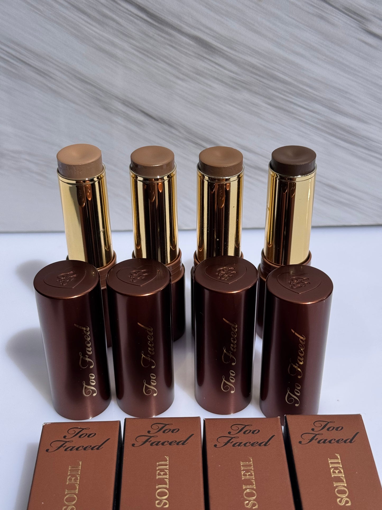 Too Faced- Chocolate Soleil Melting Bronzing & Sculpting Stick