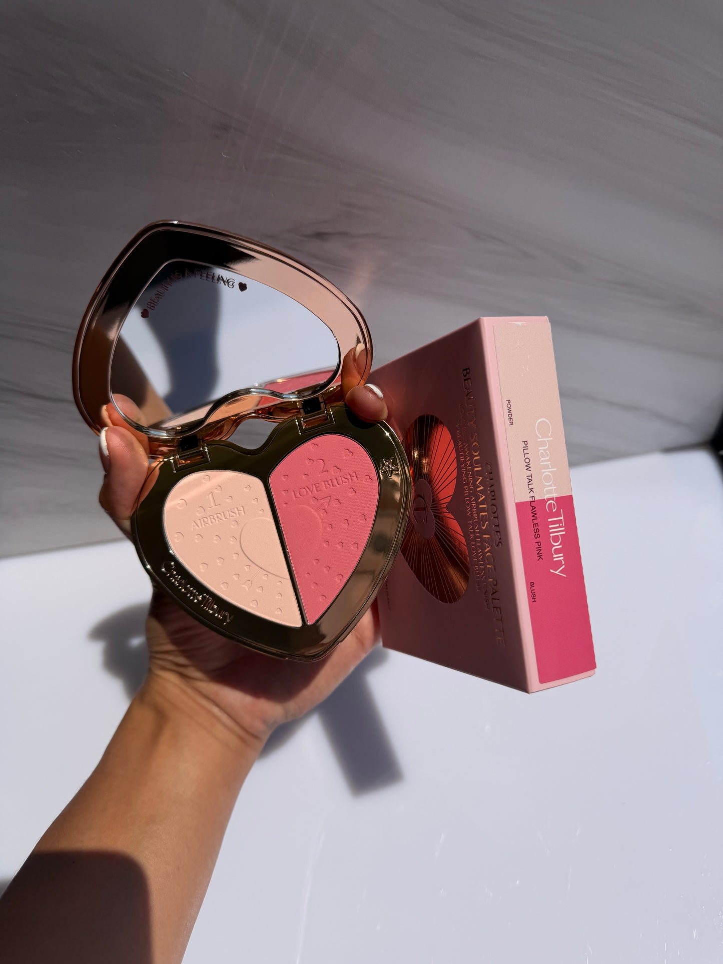 Charlotte Tilbury- Pillow Talk Beauty Soulmates Airbrush Flawless Finish Brightening and Blush Powder Palette