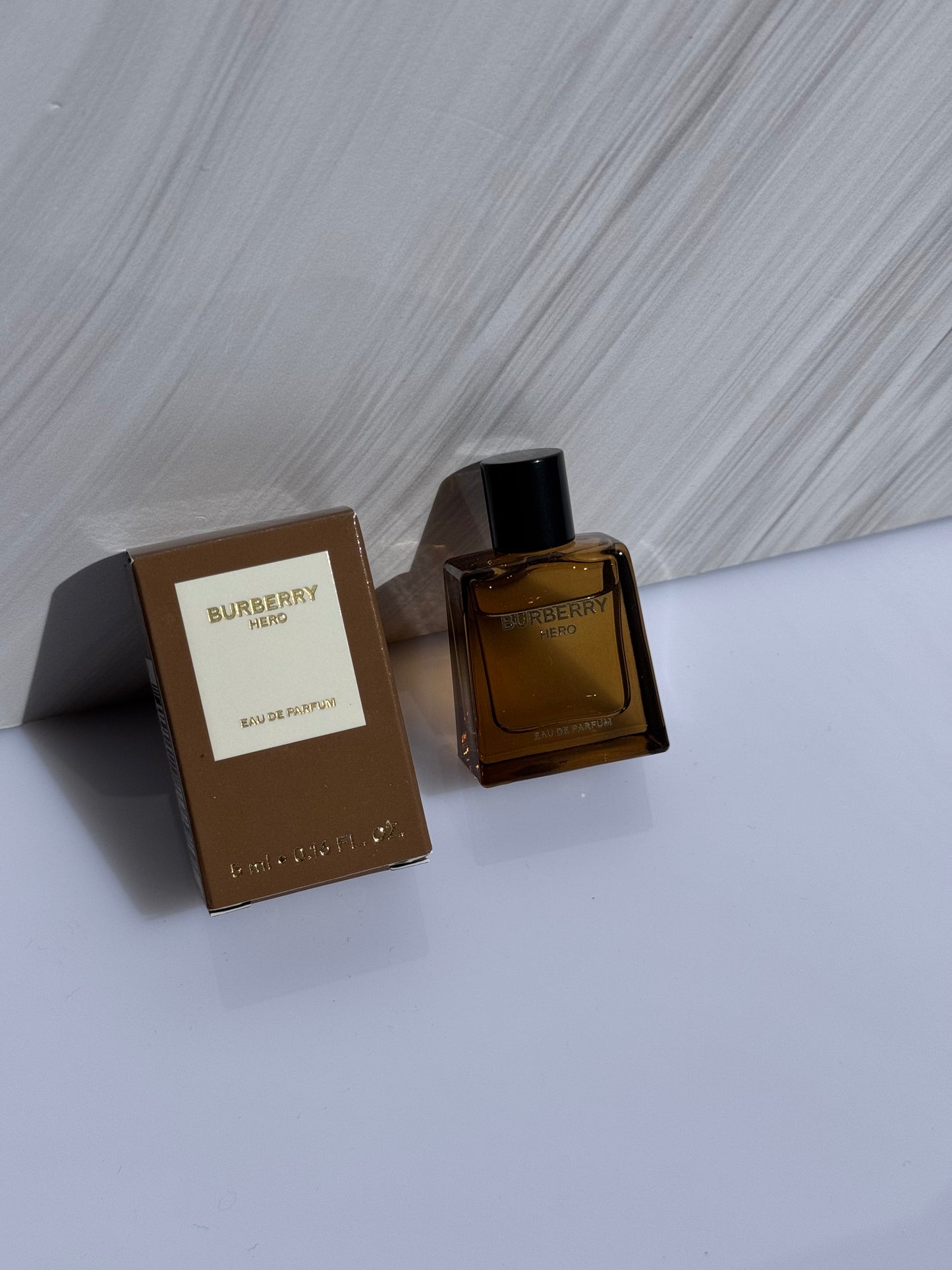 Mini Burberry HERO Eau de Parfum 5ml para Hombre