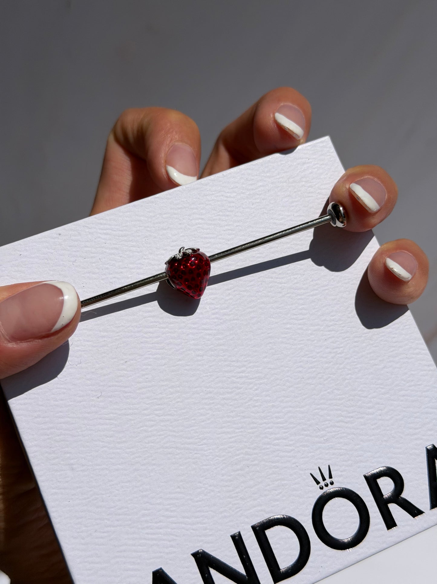 Charm Strawberry PANDORA fresa