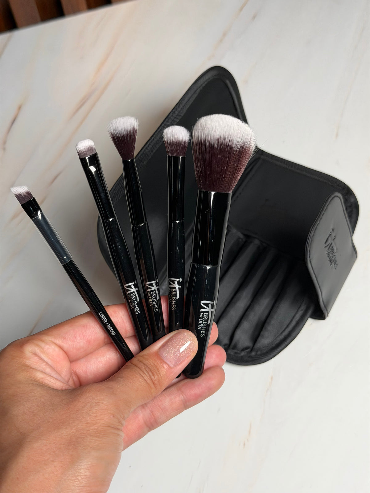 IT Brushes For ULTA- Your Face & Eye Essentials Mini 5 Pc Travel Brush Set