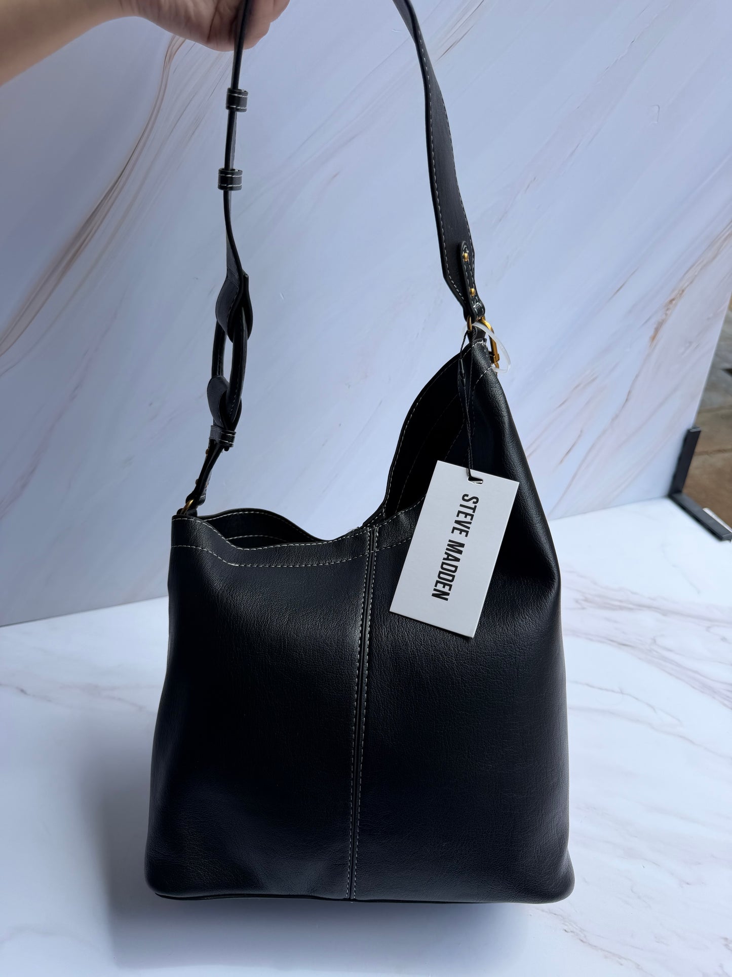 Shoulder Bag STEVE MADDEN- Negra mediana