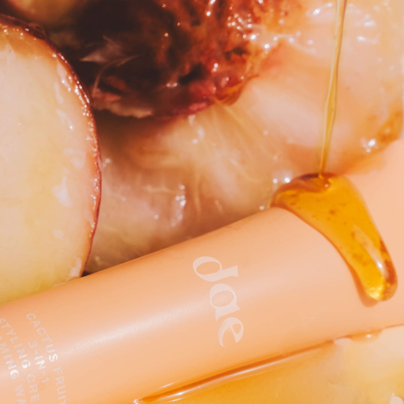 dae Cactus Fruit 3-in-1 Styling Cream with Taming Wand