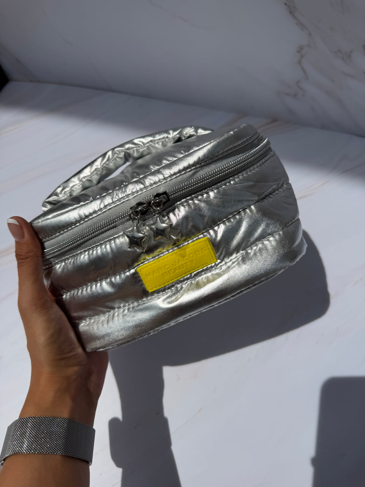 Makeup Bag- MARC JACOBS cosmetiquera plata