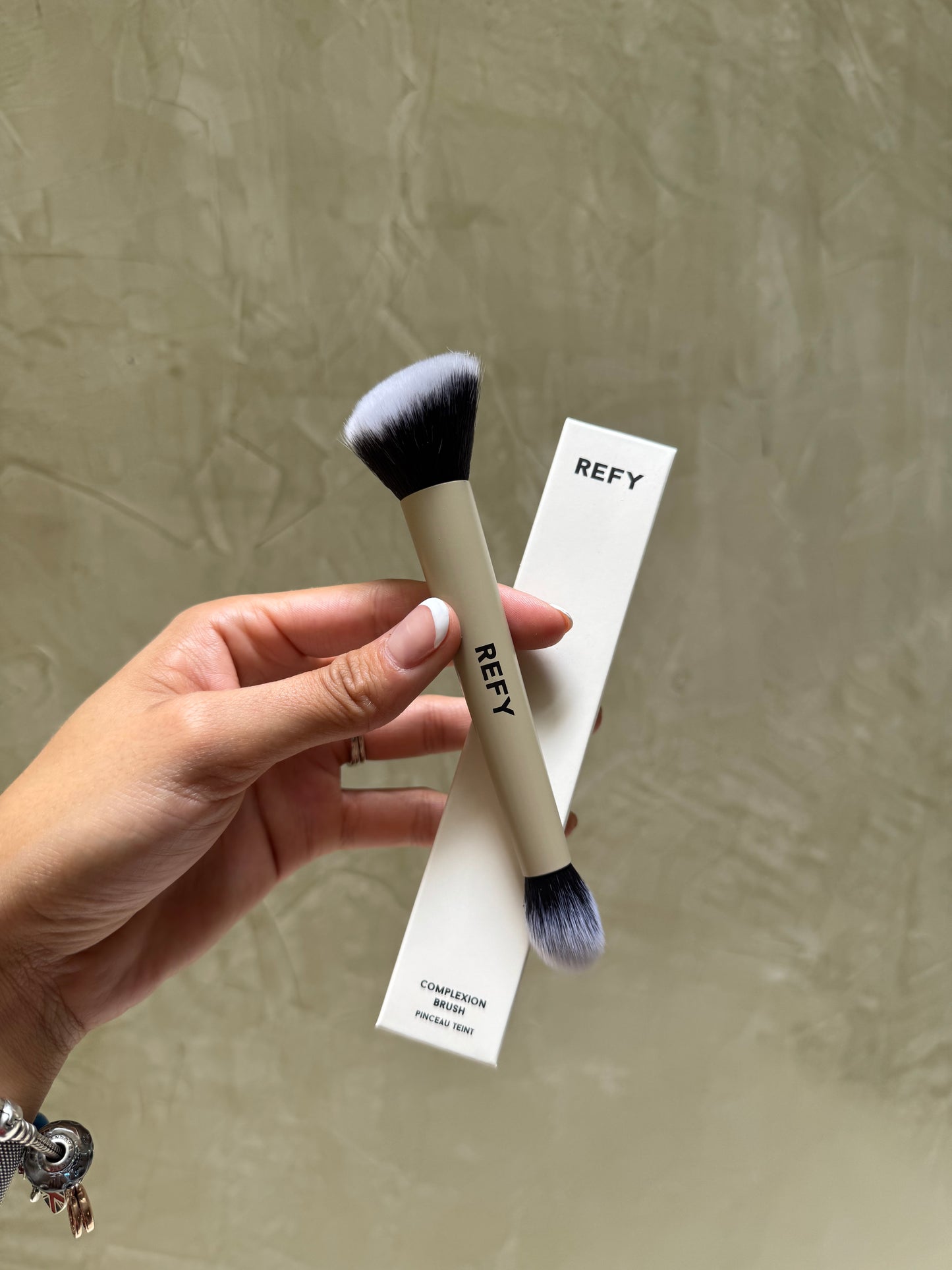 REFY Dual Ended Complexion Brush