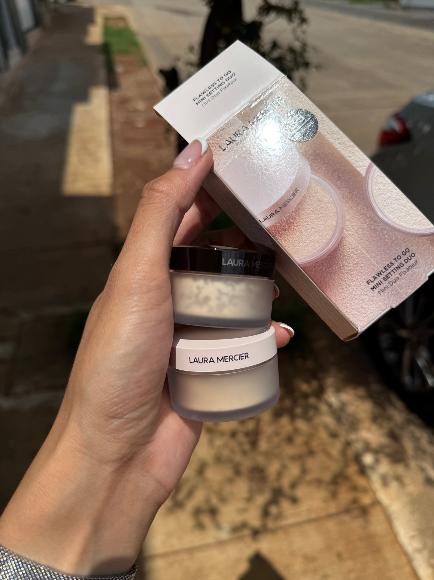 Flawless To Go Mini Setting Powder Duo-Laura Mercier